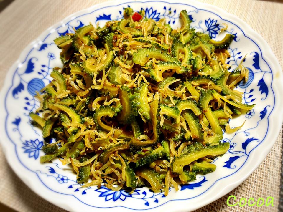 ゴーヤの胡麻煮〜bitter gourd with soy sauce and sesame